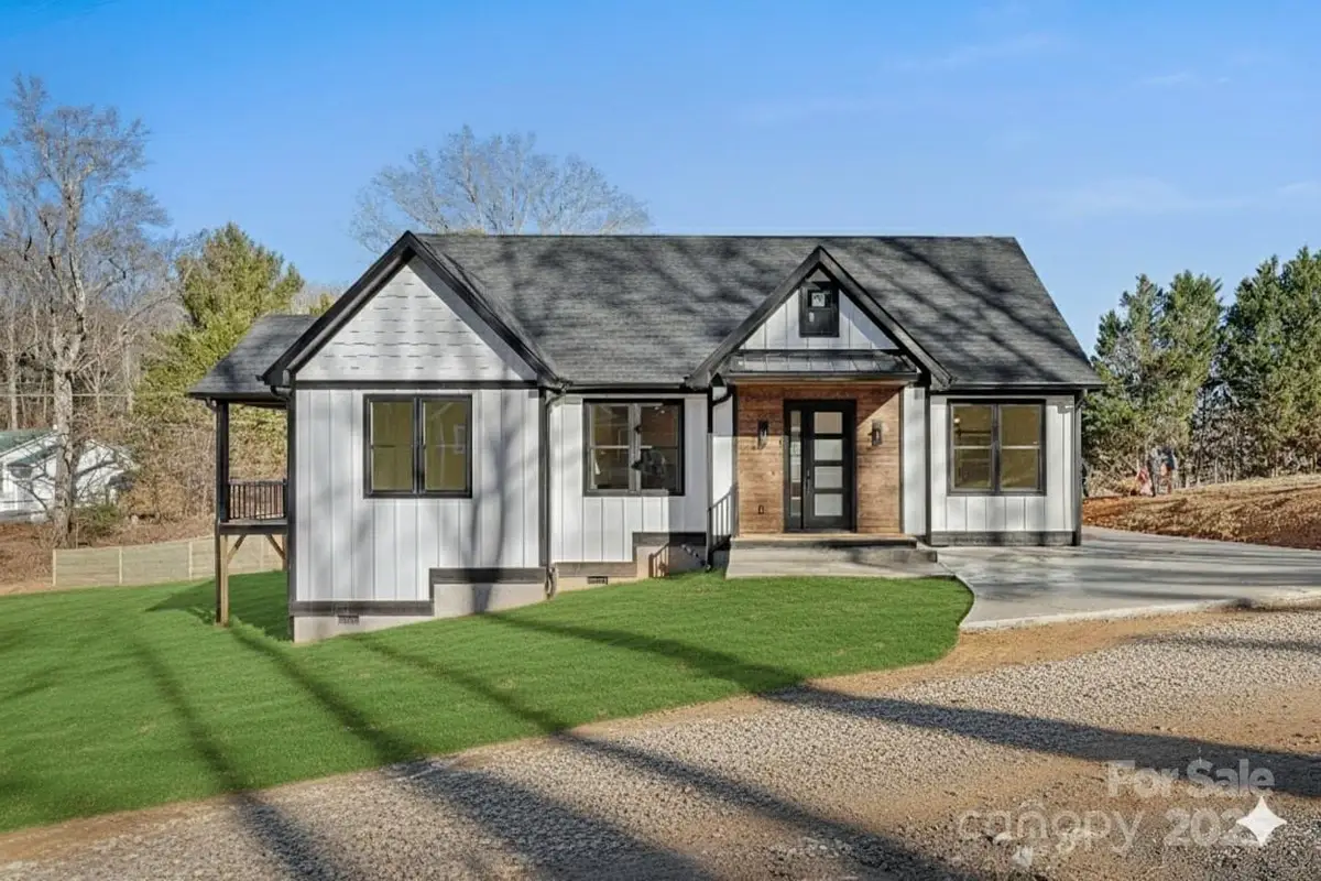 4 Shytle Lane, Fletcher, NC 28732 - Image #1