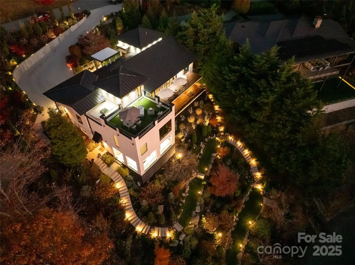 12 Sunset Summit, Asheville, NC 28804 - Image #1