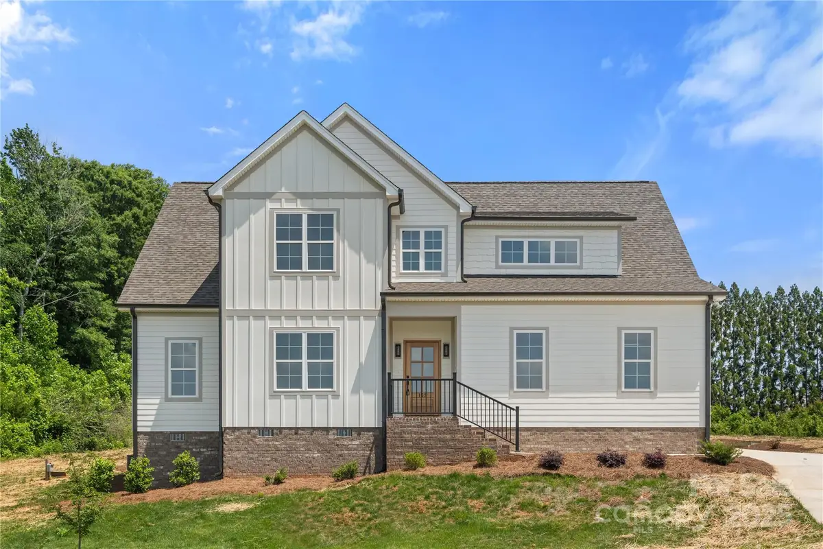153 Summerlyn Drive, Mocksville, NC 27028 - Image #1