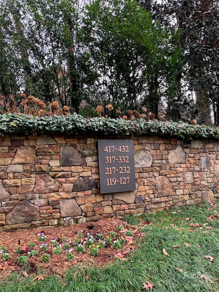 332 Bowling Park Road, Asheville, NC 28803 - Image #2