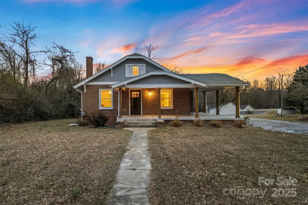 2523 Kool Park Road Ne, Hickory, NC 28601 - #1