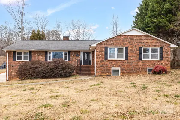 1175 Whispering Pines Drive, Kernersville, NC 27284