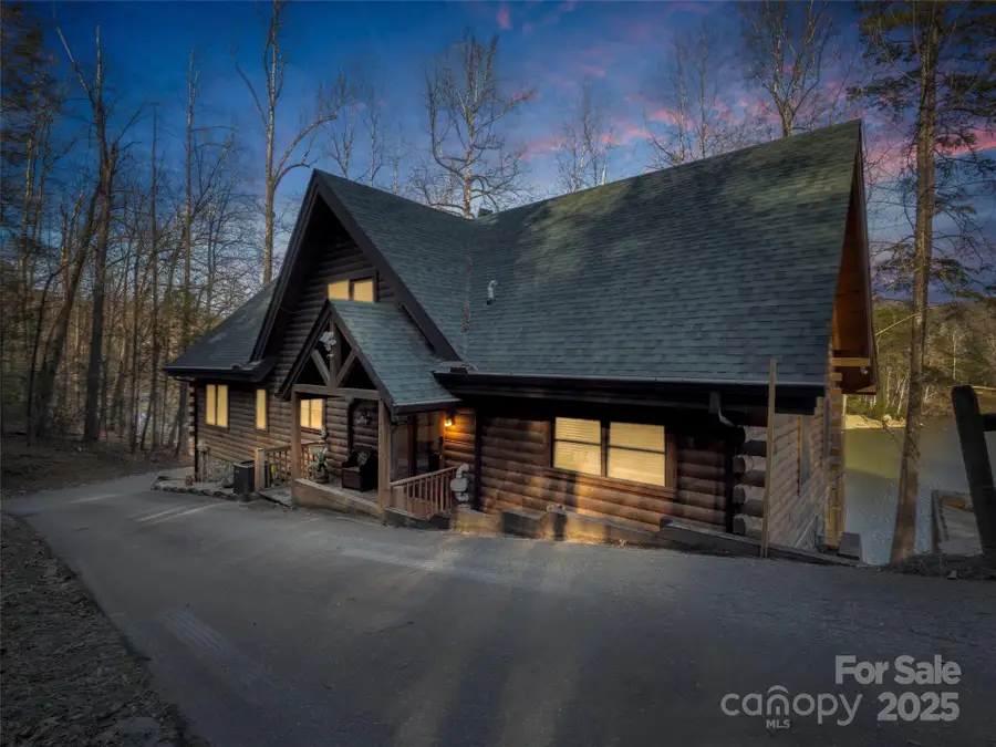 446 Rainbow Circle, Lake Lure, NC 28746 - Image #2