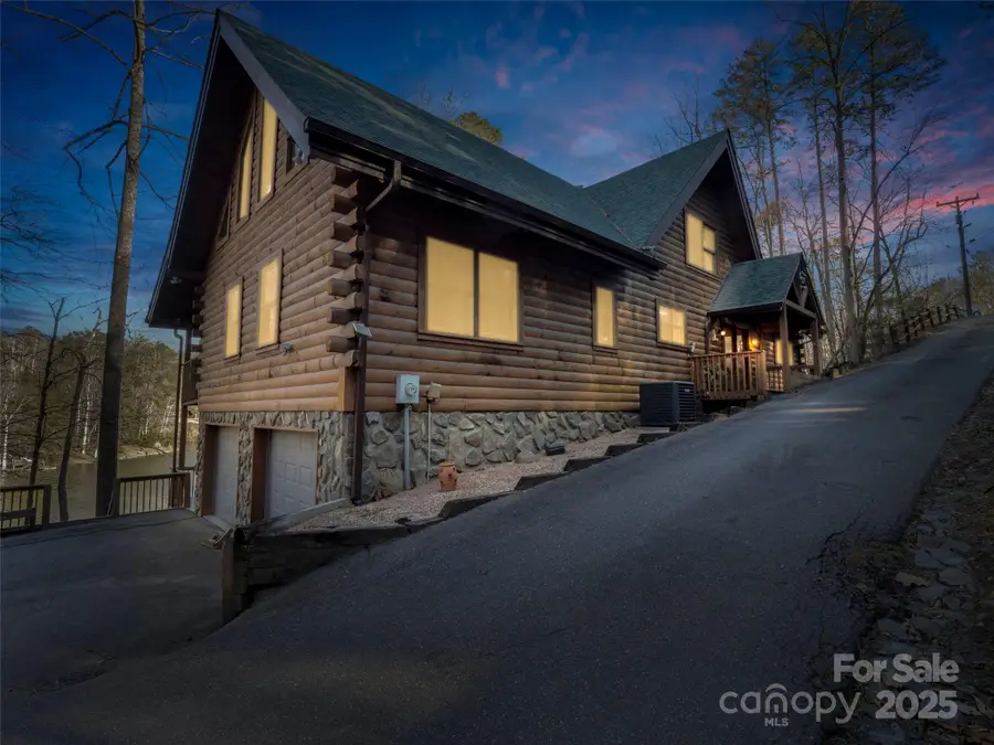 446 Rainbow Circle, Lake Lure, NC 28746 - Image #3