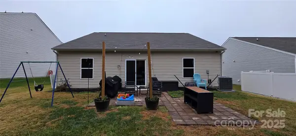 7332 Amberly Hills Road, Charlotte, NC 28215