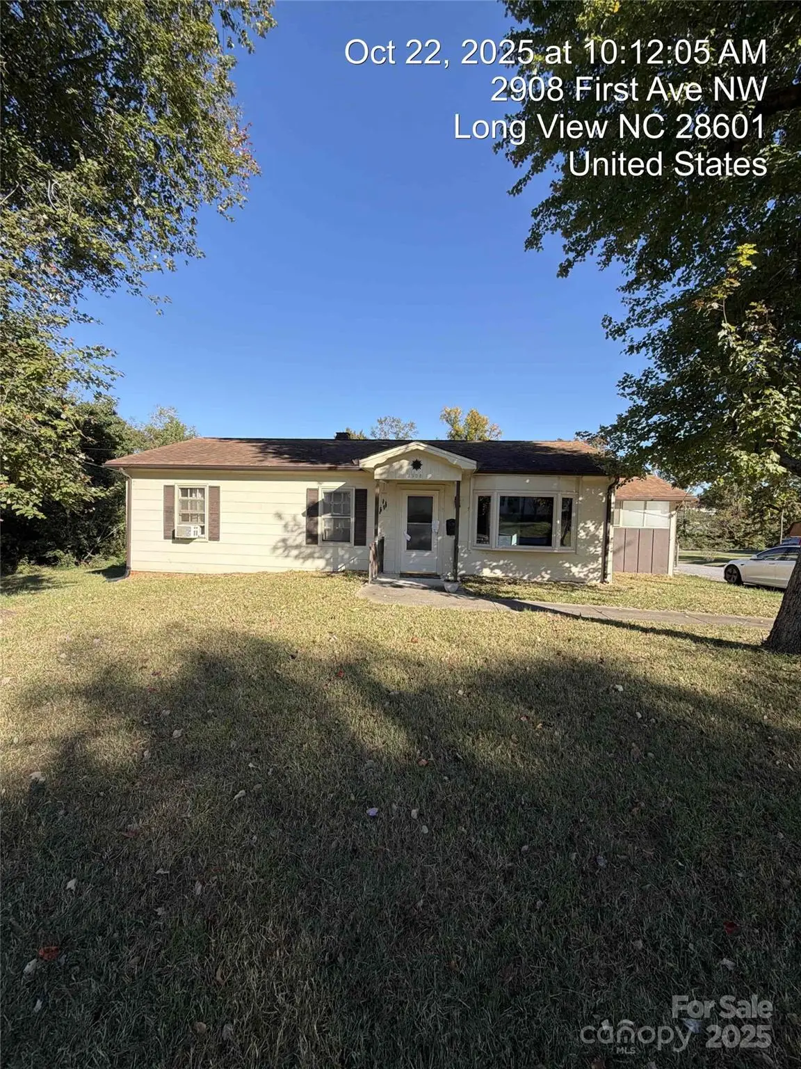 2908 1st Avenue Nw, Hickory, NC 28601 - Image #1