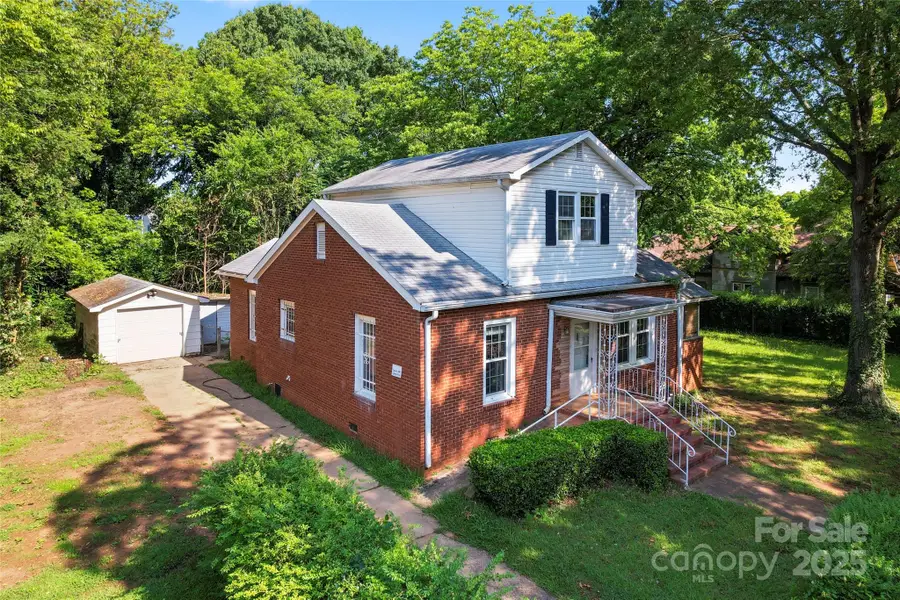 317 Campus Street, Charlotte, NC 28216 - Image #2