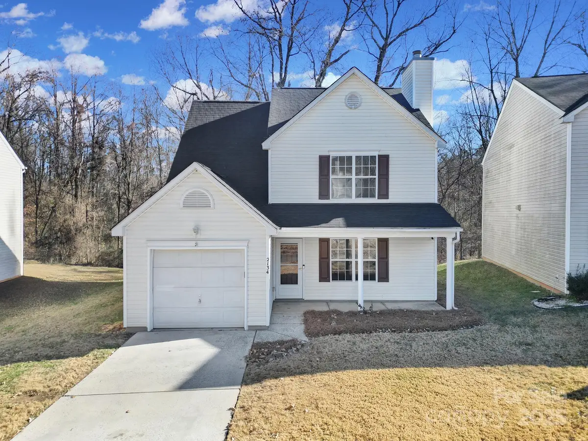 2134 Cindy Creek Lane, Charlotte, NC 28216 - Image #1