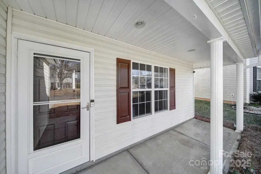 2134 Cindy Creek Lane, Charlotte, NC 28216 - Image #2