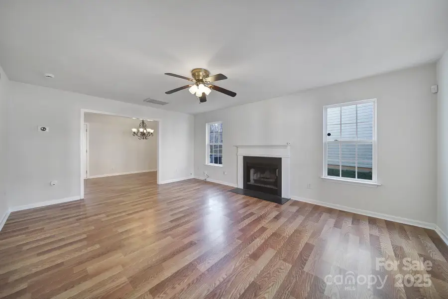 2134 Cindy Creek Lane, Charlotte, NC 28216 - Image #3