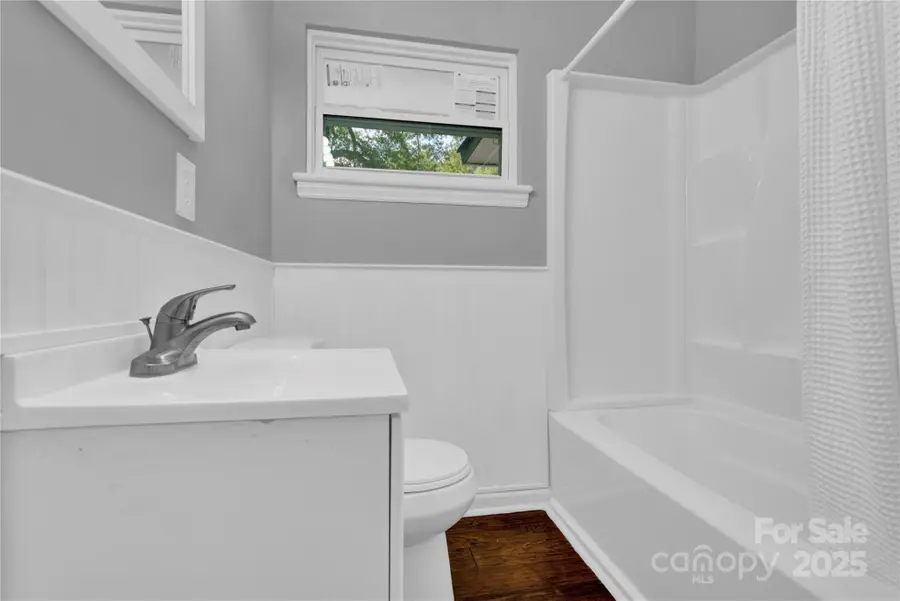 3300 Bonaire Drive, Charlotte, NC 28208 - Image #3