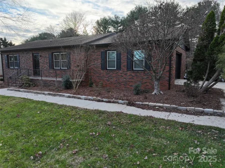 451 James Farm Road, Statesville, NC 28625 - Image #3