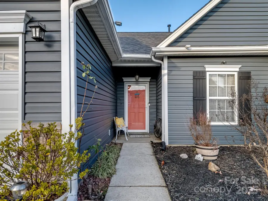5822 Briggs Drive, Charlotte, NC 28269 - Image #3