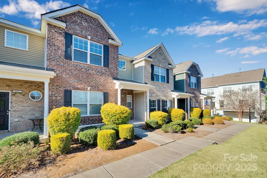 6439 Prosperity Church Road, Charlotte, NC 28269 - Image #2