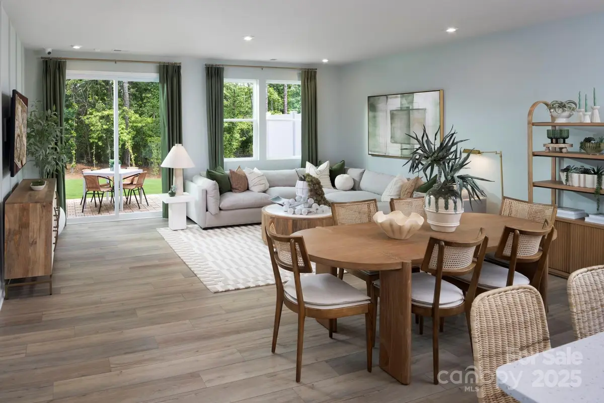 1118 Vibrant Road, Charlotte, NC 28215 - Image #1