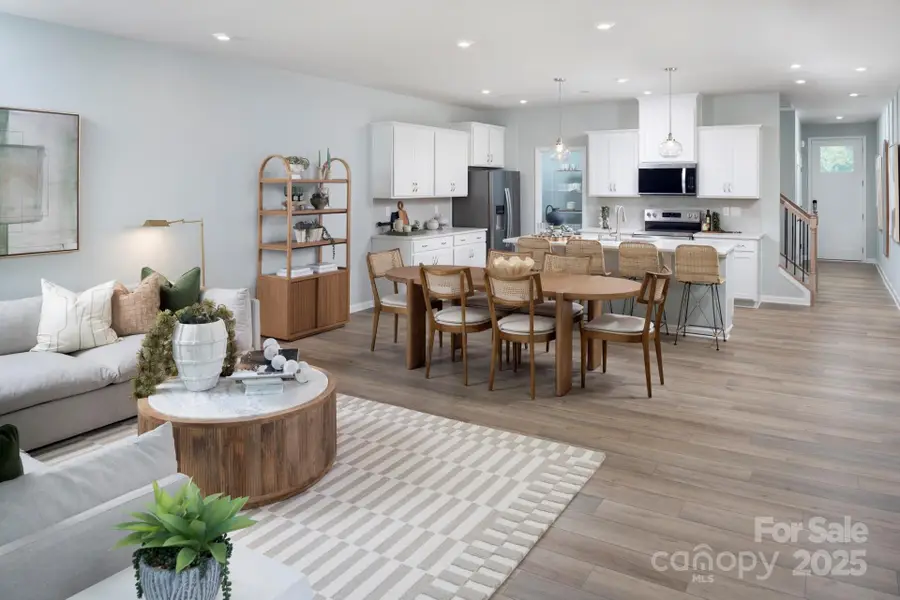 2112 Vinyasa Lane, Charlotte, NC 28215 - Image #2