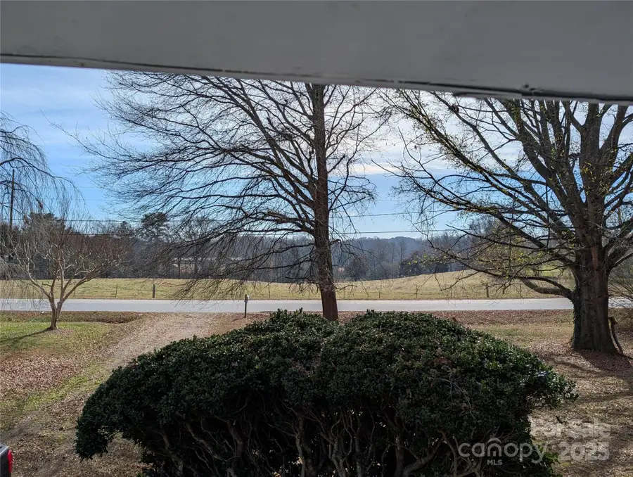 206 Bennett Road, Stony Point, NC 28678 - Image #3