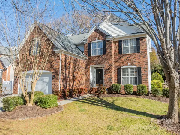 16104 Hollingbourne Road, Huntersville, NC 28078