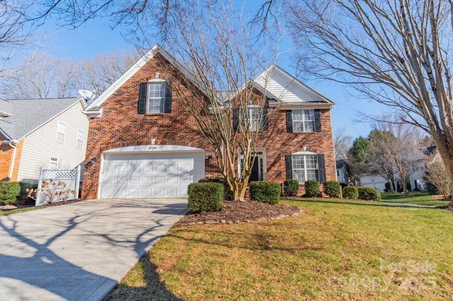 16104 Hollingbourne Road, Huntersville, NC 28078 - Image #3
