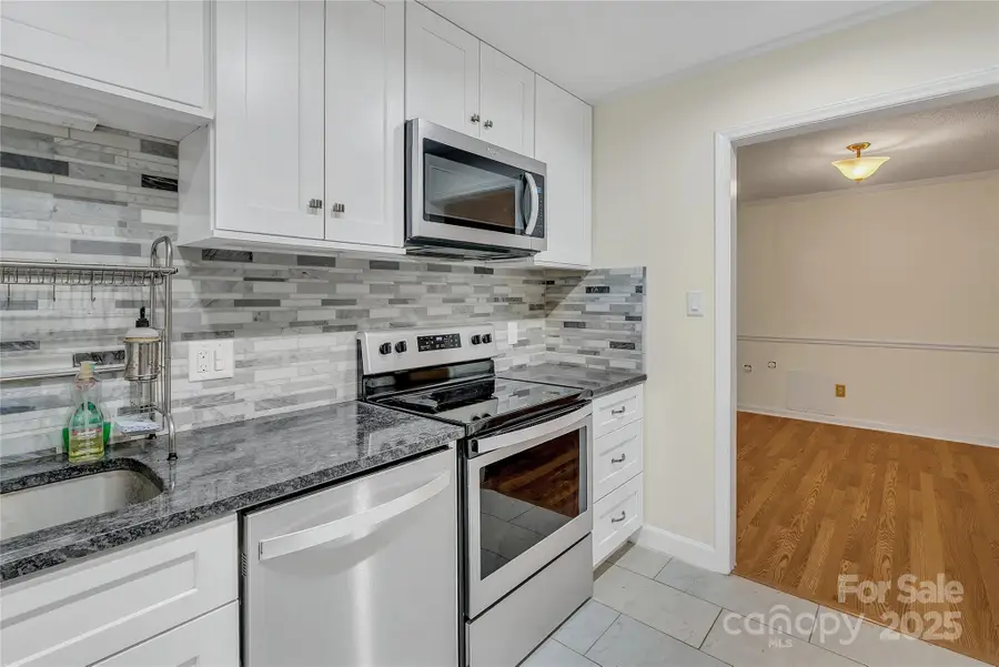 4754 Hedgemore Drive, Charlotte, NC 28209 - Image #3