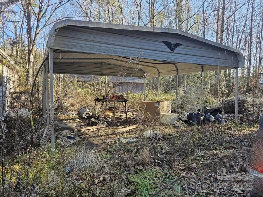 206 Benjamin Drive, Dallas, NC 28034 - Image #3