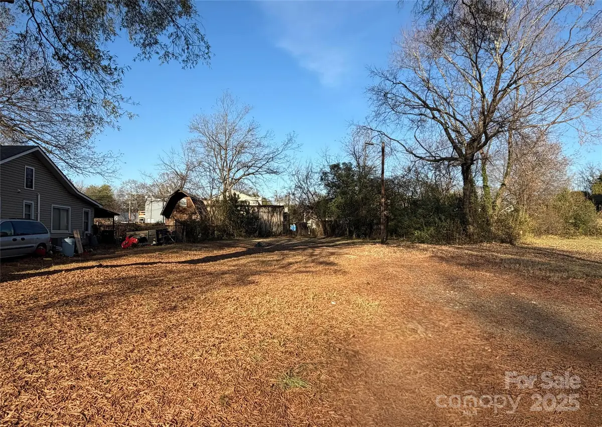 3120 Kirkland Avenue, Charlotte, NC 28208 - Image #1