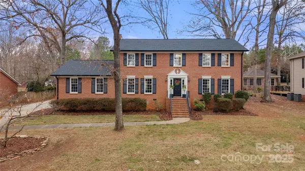 16417 Kimbolten Drive, Huntersville, NC 28078