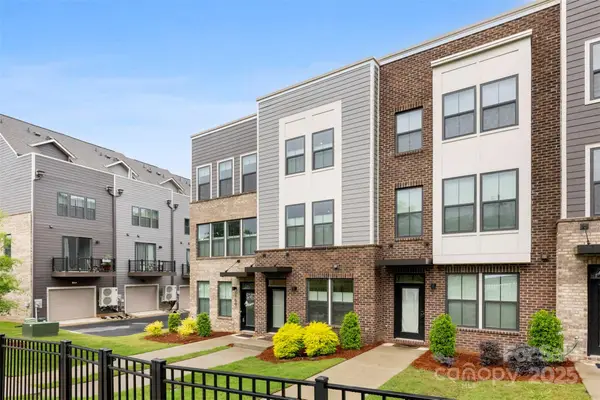 3748 Ellington Street, Charlotte, NC 28211