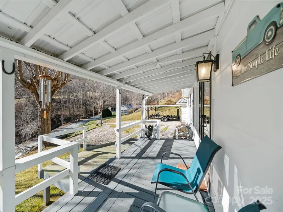 2850 Henson Creek Road, Newland, NC 28657 - Image #2