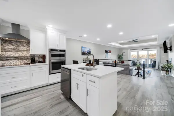 7340 Lakefront Drive #12, Charlotte, NC 28278