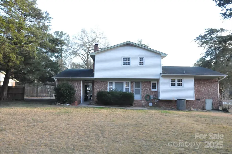 752 Cedar Lane, Chester, SC 29706 - Image #3
