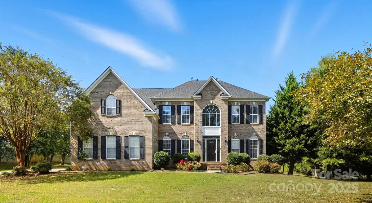 1121 Yarrow Street, Matthews, NC 28104 - Image #1