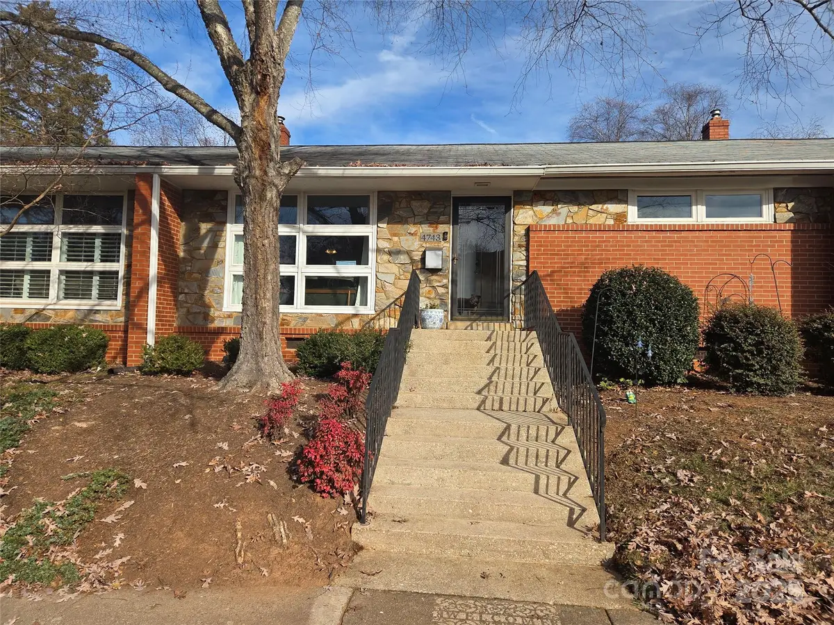 4743 Woodlark Lane, Charlotte, NC 28211 - Image #1