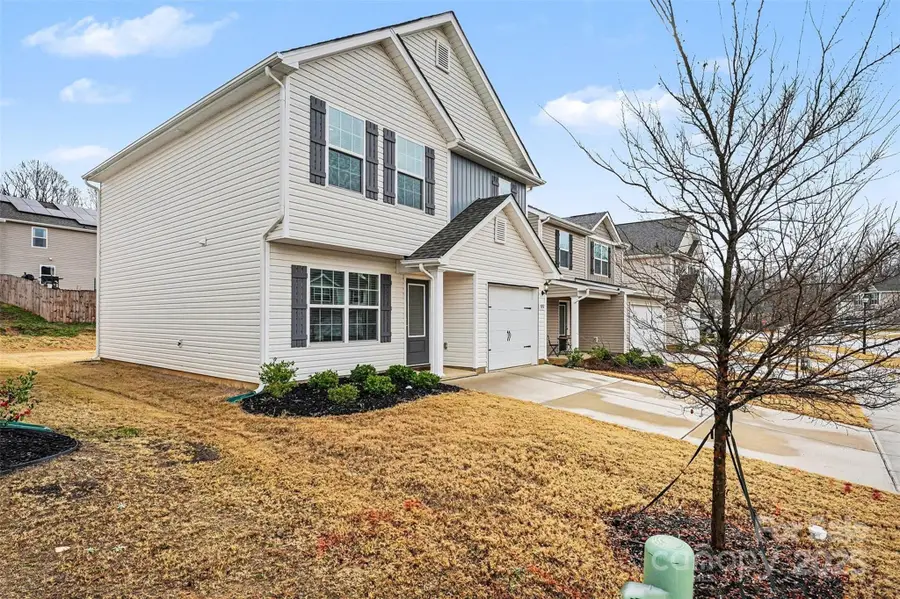 5032 Wolfridge Avenue, Charlotte, NC 28214 - Image #3