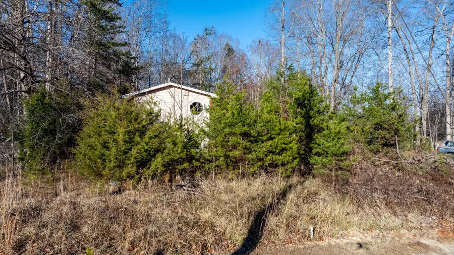 122 Bumpy Hill, Marion, NC 28752 - Image #2