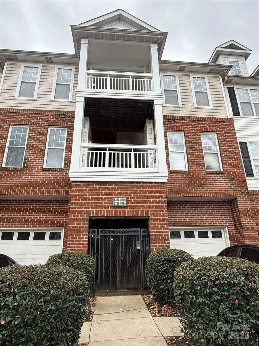 6730 Mallard Park Drive, Charlotte, NC 28262 - Image #3