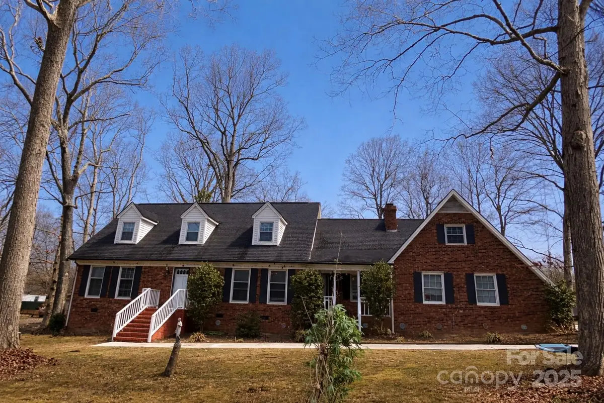 709 Woodside Drive, Kings Mountain, NC 28086 - Image #1