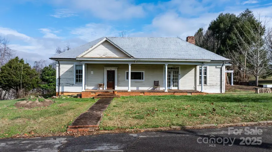 335 Eastview Street, Morganton, NC 28655 - Image #2