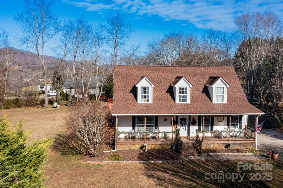 22 Ivy Garden Drive, Candler, NC 28715 - Image #3