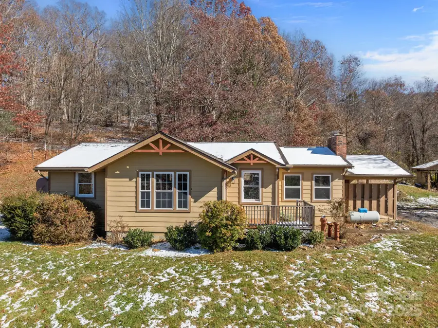 237 Utah Mountain Road, Waynesville, NC 28785 - Image #3