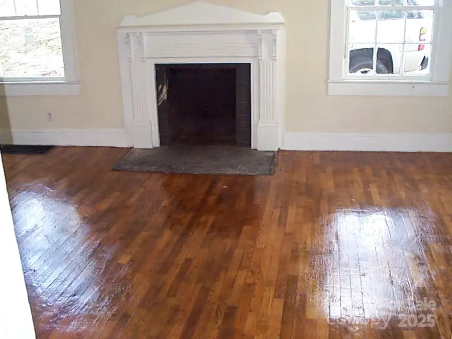 655 Bradford Drive, Charlotte, NC 28208 - Image #3