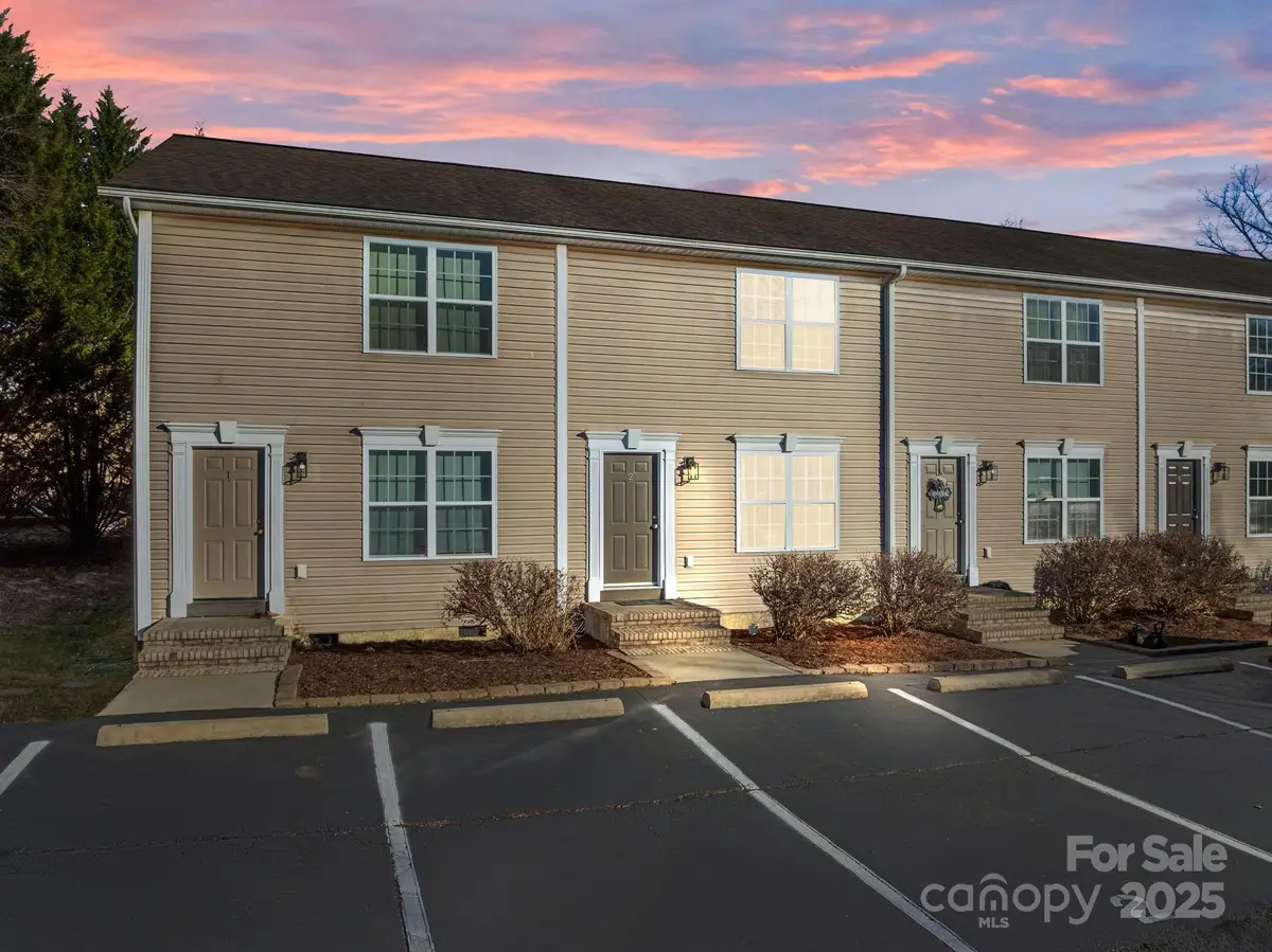 2 Meadow Glen Drive, Fletcher, NC 28732 - Image #1