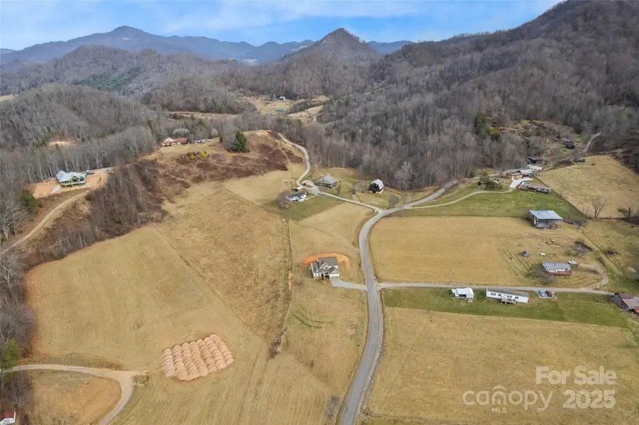 343 Rocky Lane Road, Clyde, NC 28721 - Image #3