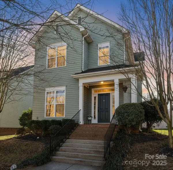 132 E Morehouse Avenue, Mooresville, NC 28117