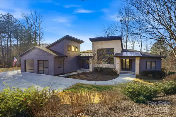 136 Cedar Woods Drive, Mooresville, NC 28117