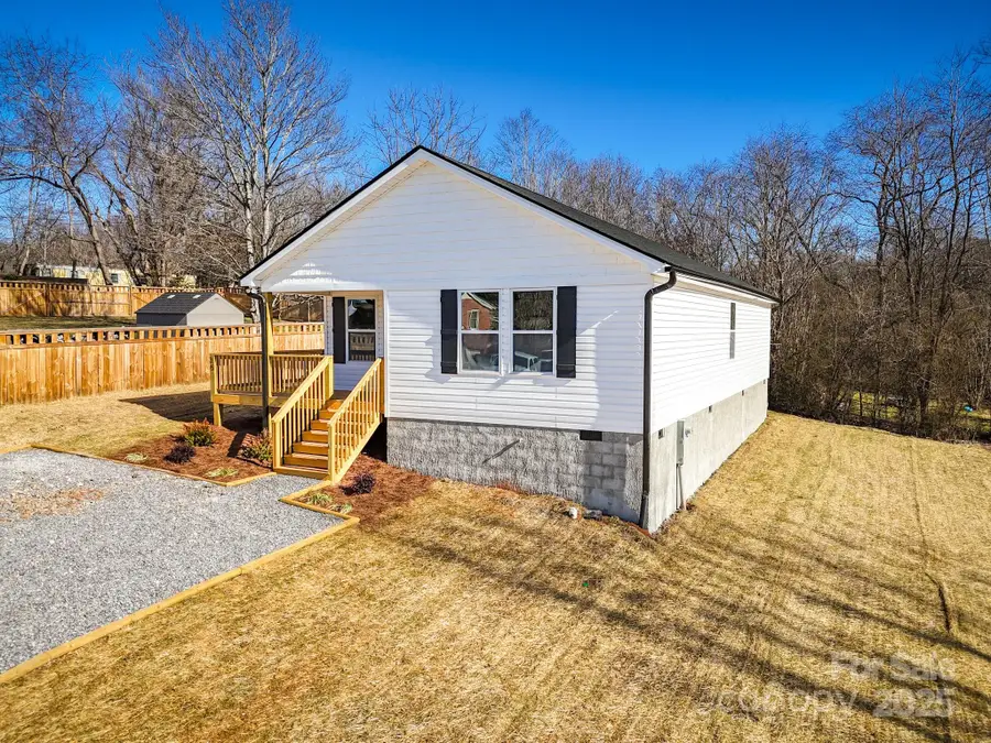 36 Harkins Avenue, Canton, NC 28716 - Image #3