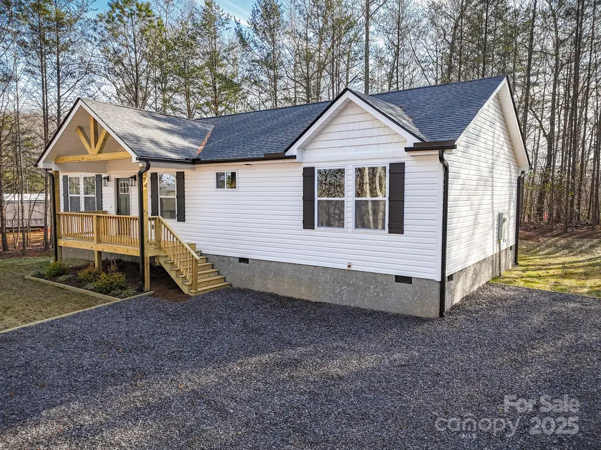 74 Ridge Way, Marion, NC 28752 - Image #1