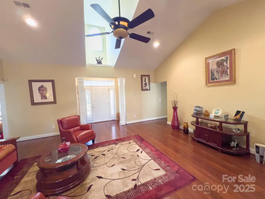 163 New Hampshire Court, Mocksville, NC 27028 - Image #3