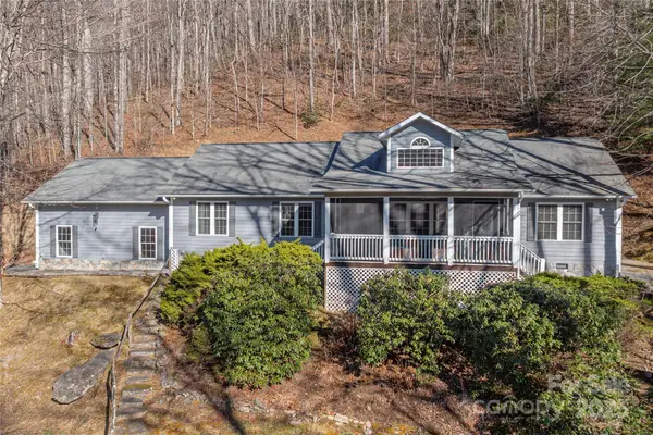 220 George Sutton Road, Waynesville, NC 28785