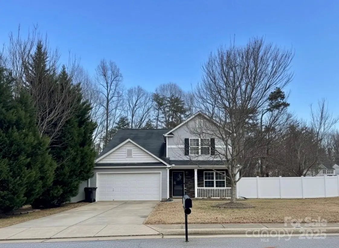 9404 Quilting Bee Lane, Charlotte, NC 28216 - Image #1